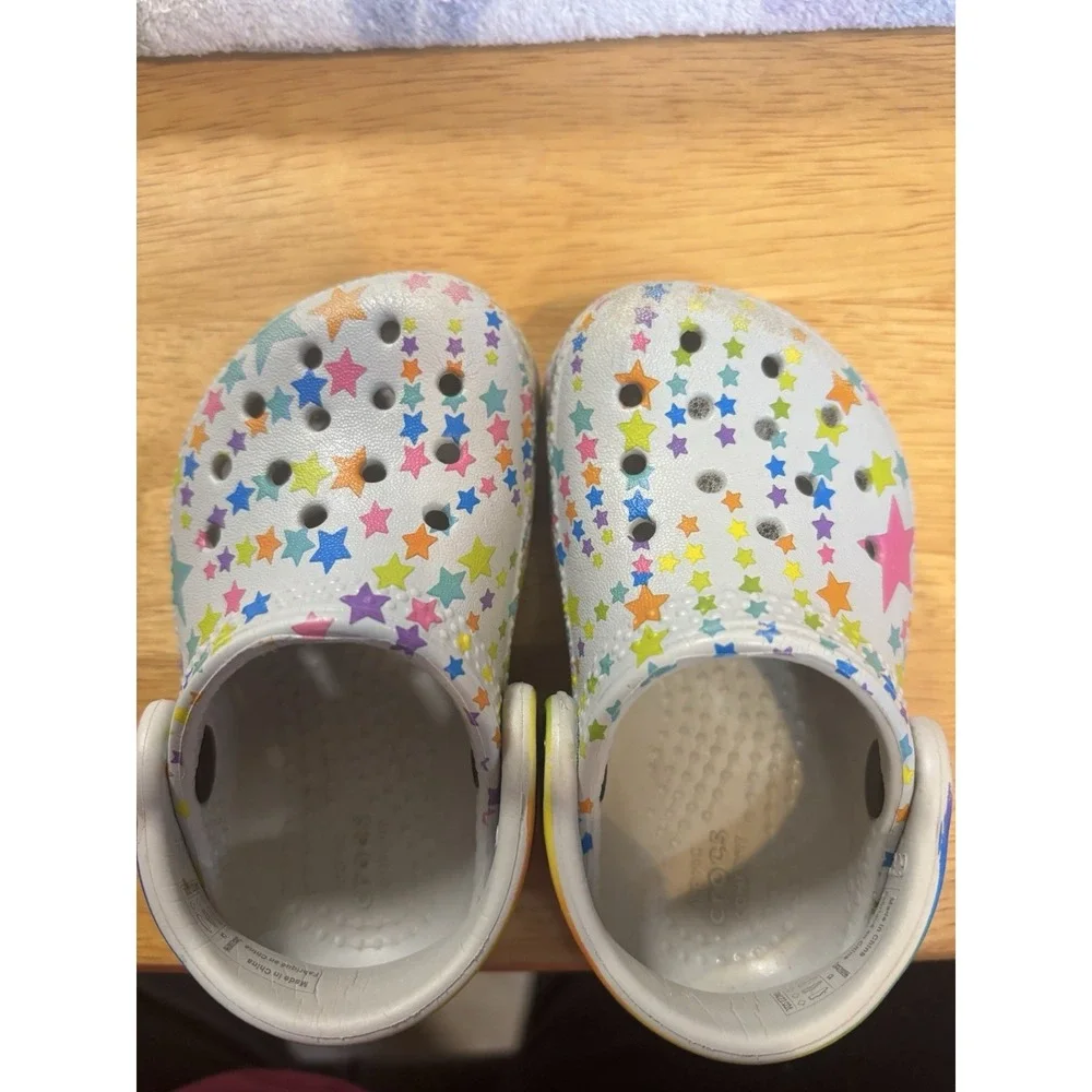 Crocs Girl's Slip‎ On Shoes Grey With Multicolor Stars Child 4